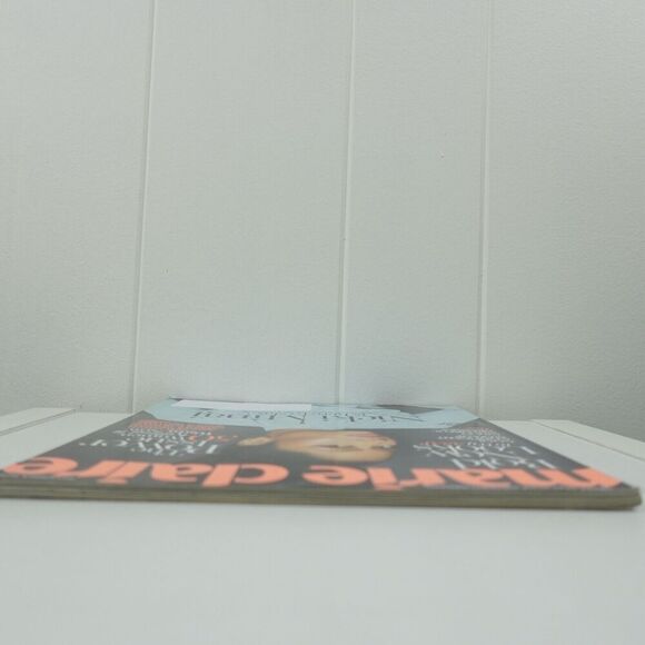 Marie Claire Magazine November 2016 Nicki Minaj The Power Issue - Picture 4 of 6